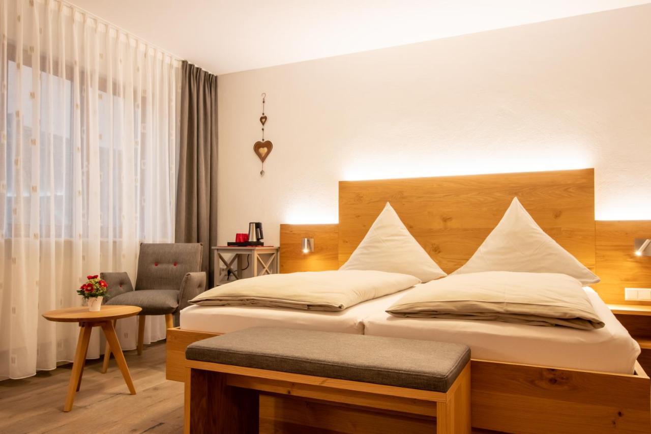 Zum Faessle Hotel Hagnau Bagian luar foto
