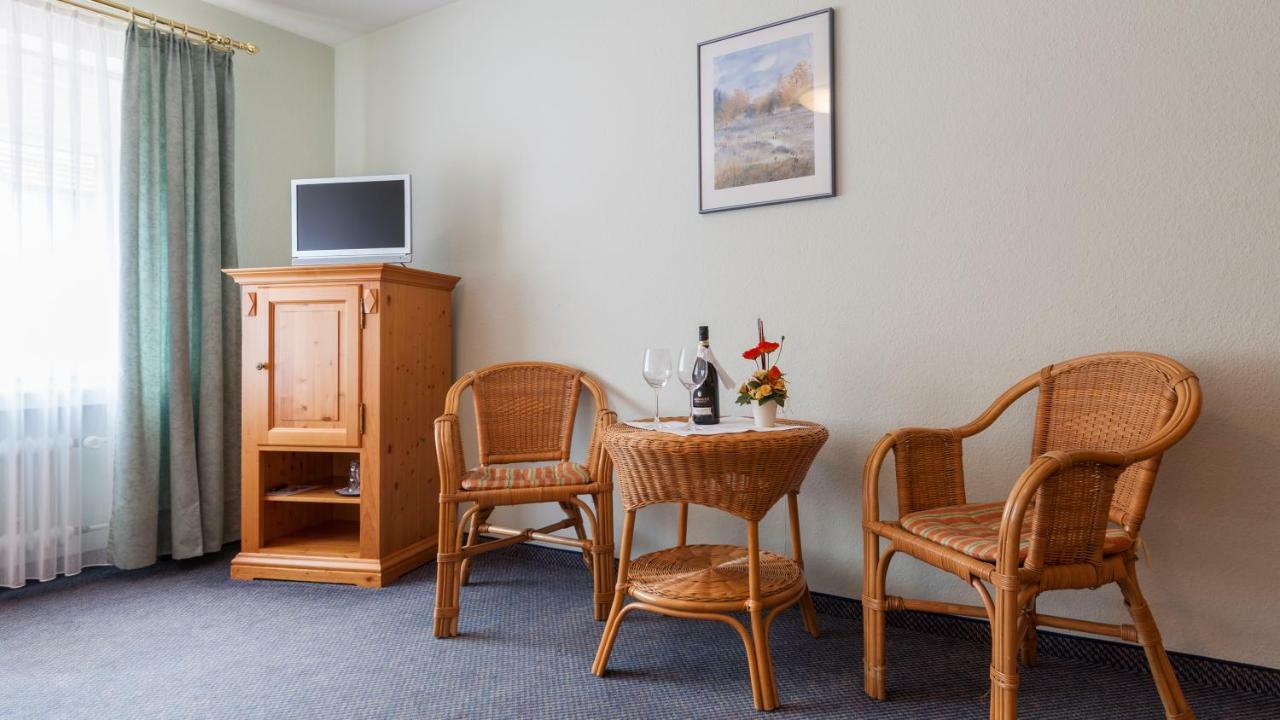 Zum Faessle Hotel Hagnau Bagian luar foto